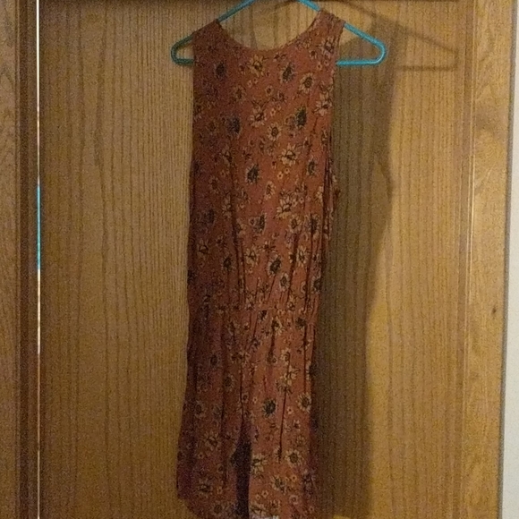 Summer/Fall romper - Picture 3 of 3